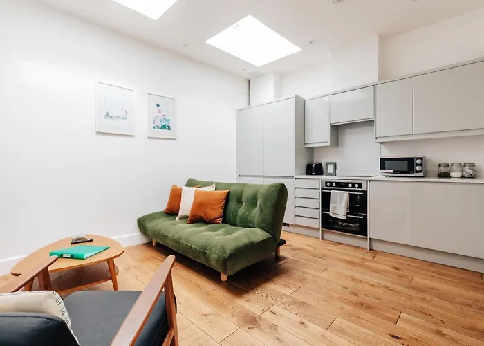 Redland In Bespoke 1 Of 2 Сasa de vacaciones *